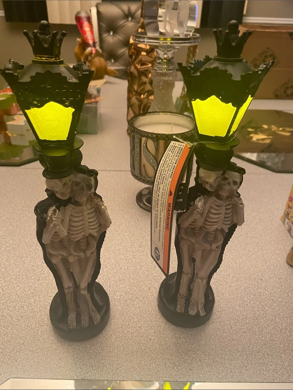 Skeleton light up couple